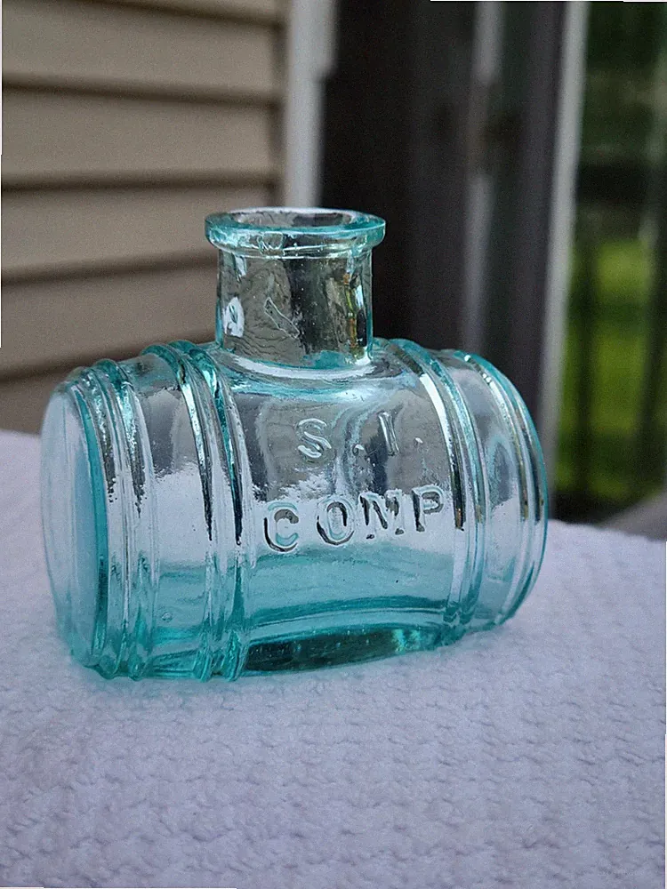 Scarce 1870's Crude Near Mint Aqua S. I. Comp Barrell Figural Ink Bottle Crisp