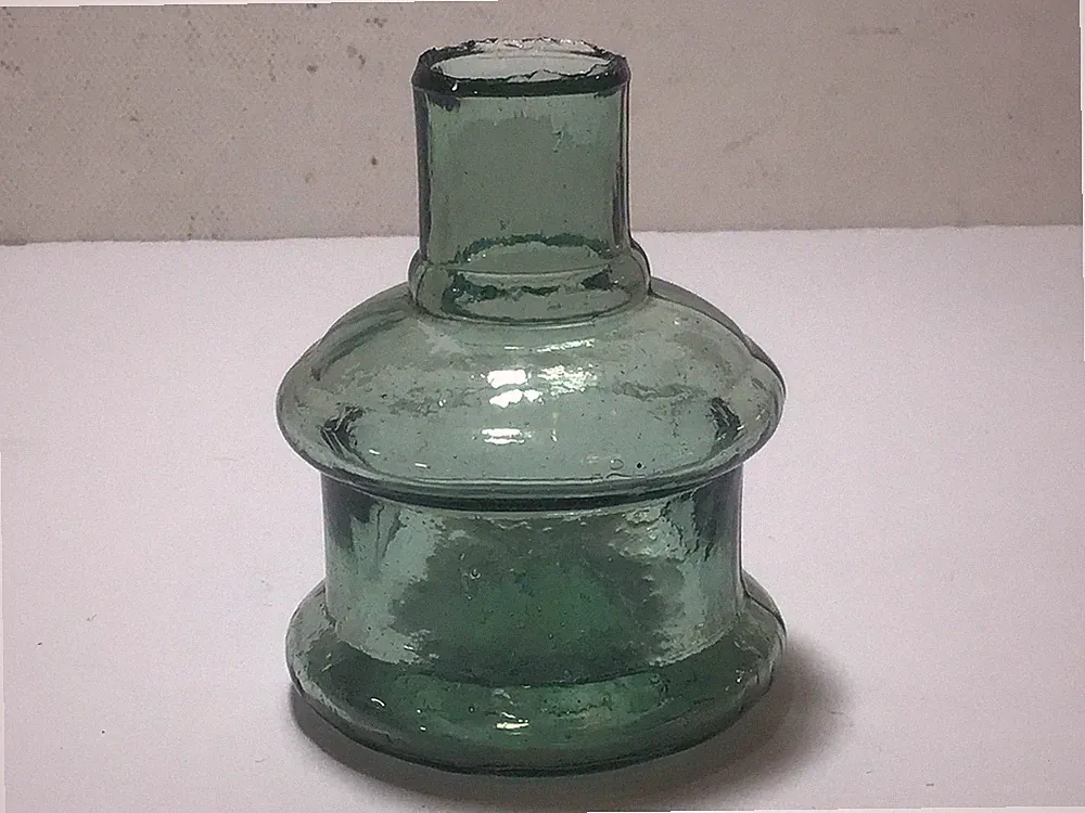 Superb SMOKY AQUA GREENY Old Cotton Reel Shear Lip Ink Bottle